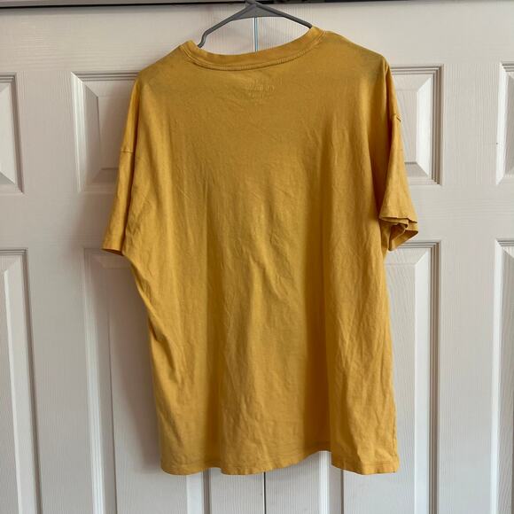 American Eagle Women's Band T-Shirt Size M Rolling Stones Graphic Butter Yellow - Picture 2 of 8